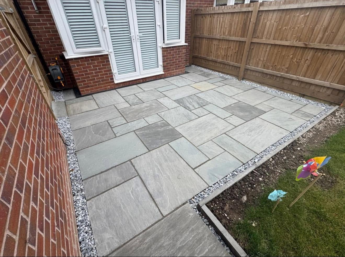 RT Landscaping patio project