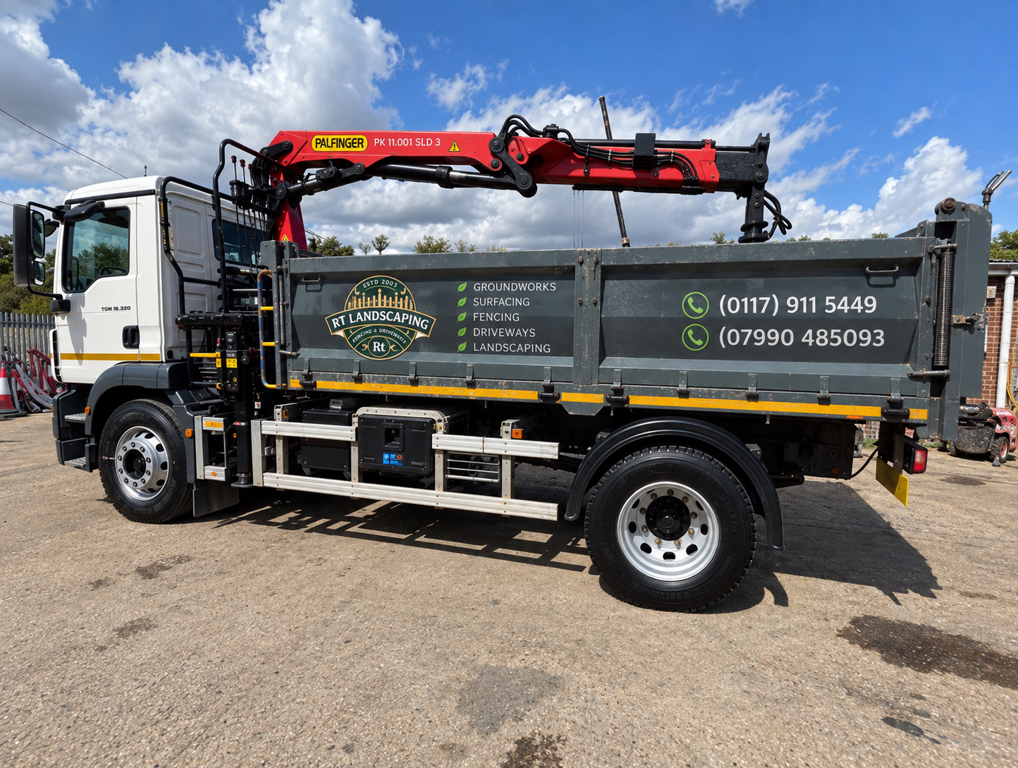 RT Landscaping grab and crane lorry